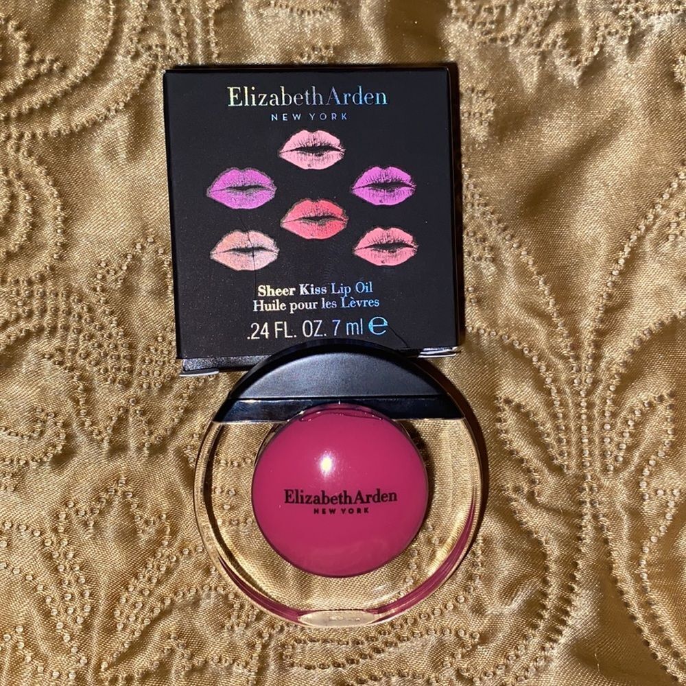 Elizabeth Arden Sheer Kiss Lip Oil - 06 Heavenly Rose